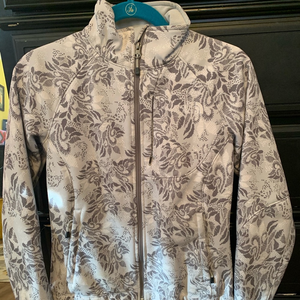 XS North Face Print Jacket